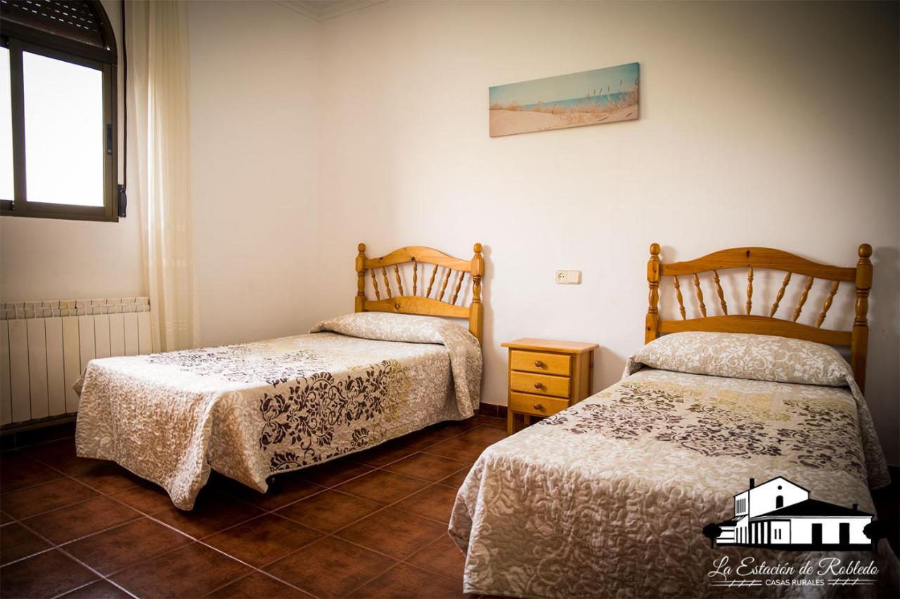 Casas Rurales La Estacion De Robledo Kültér fotó